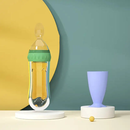 Mumlove Silicone Food Dispensing Spoon with Self-stand Suction Pad